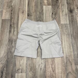 Aurola seamless athletic gym shorts greige